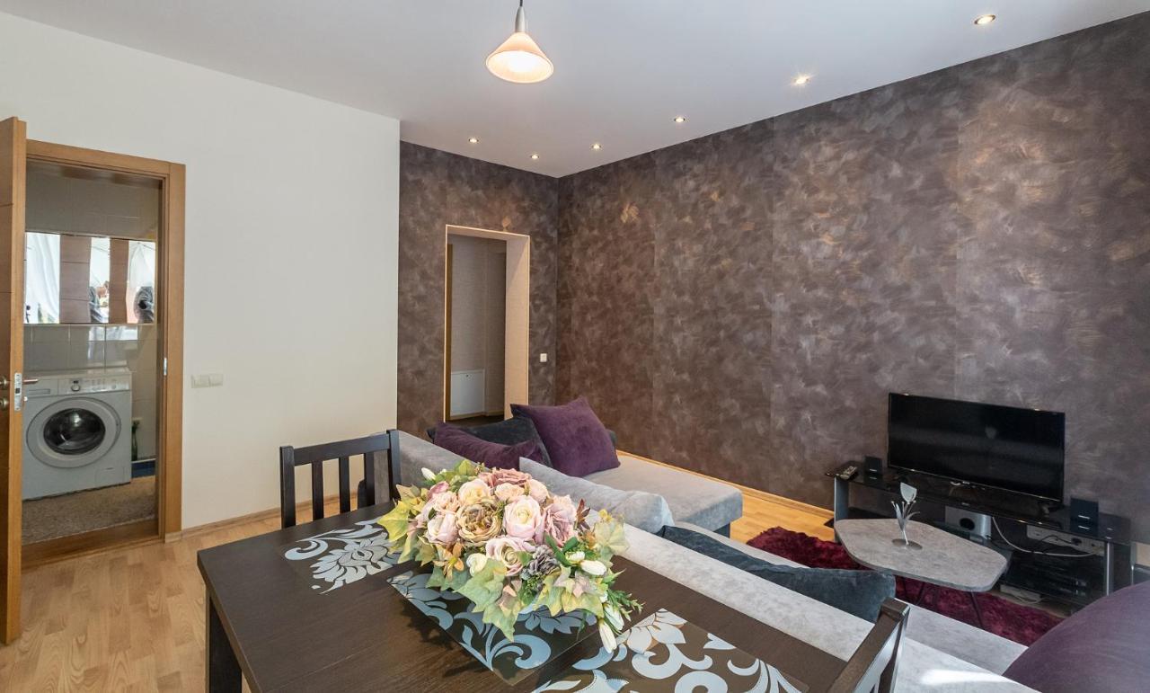 Dvieju Kambariu Butas Klaipedos Centre Apartment Klaipeda Exterior photo