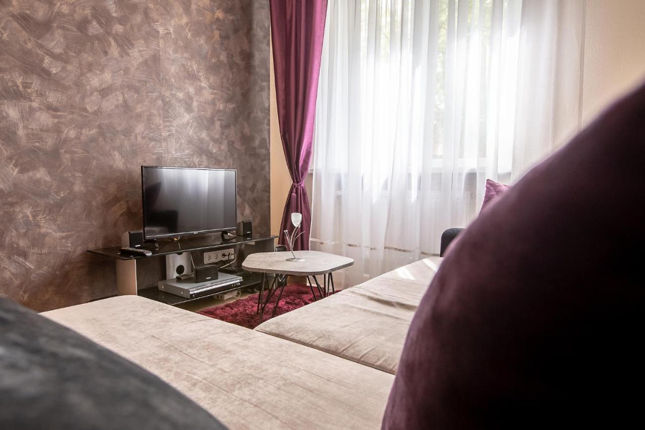 Dvieju Kambariu Butas Klaipedos Centre Apartment Klaipeda Exterior photo